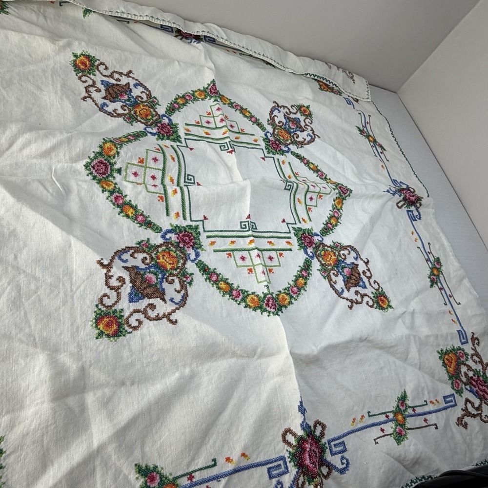 Beautiful Handmade Vintage Cross Stitch Tablecloth Handmade 31" X 31" Square